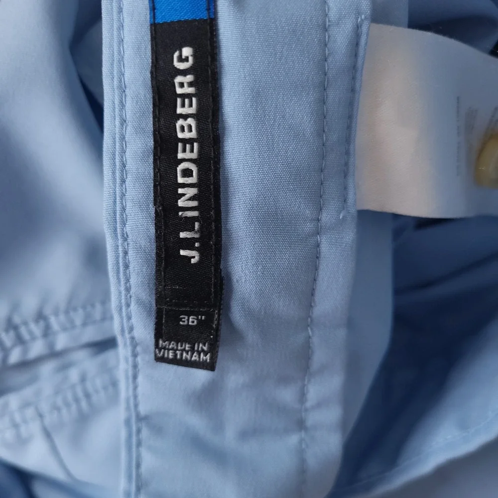J.Lindeberg Golf Shorts Mens Blue Size 36 Technical Performance Preppy Chino
